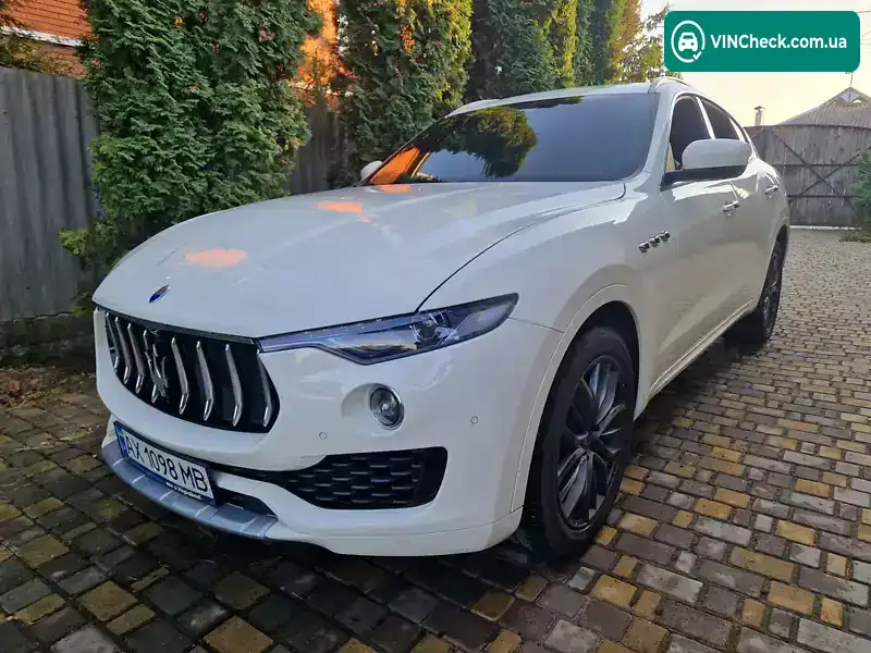 Maserati Levante 2018, фото з оголошення 2 з 20, VIN ZNG61XUL3JD295977