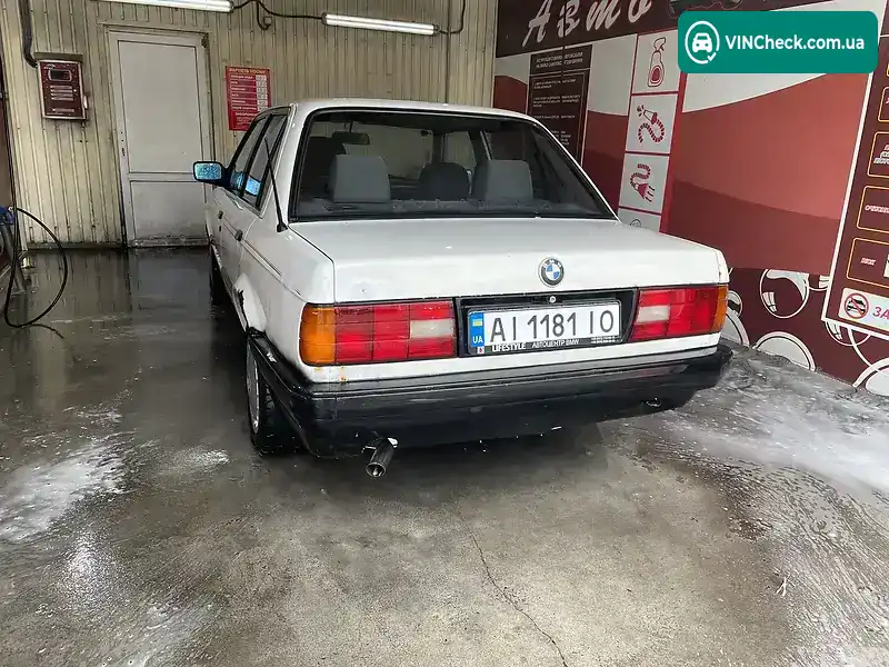 BMW 3 Series 1989, фото з оголошення 2 з 10, VIN WBAAJ51050AD46603