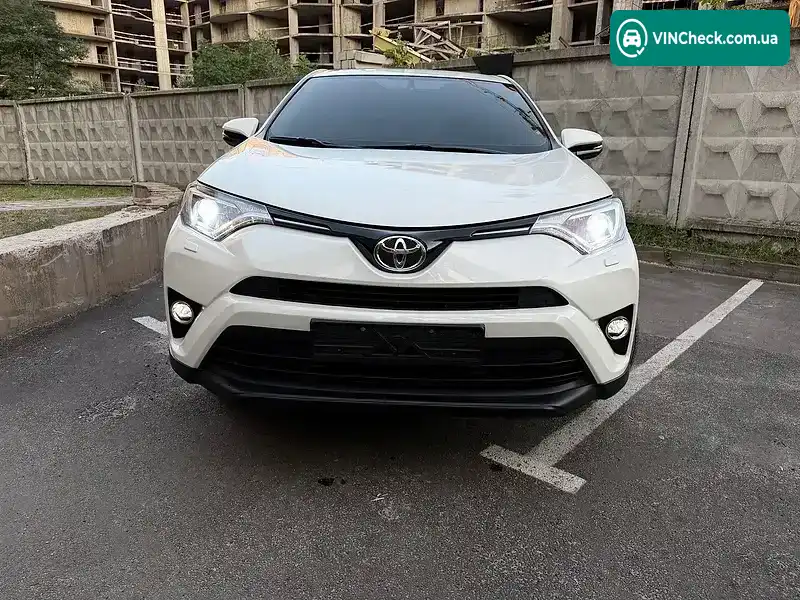 Toyota RAV4 2016, фото з оголошення 2 з 12, VIN JTMBBREV40D082934
