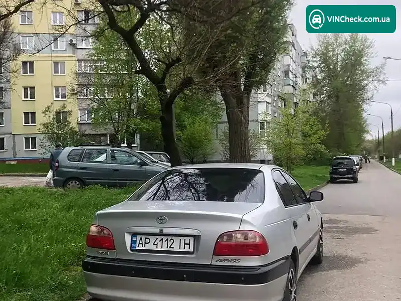 Toyota Avensis 2001, фото з оголошення 2 з 5, VIN SB153ZBN10E058898