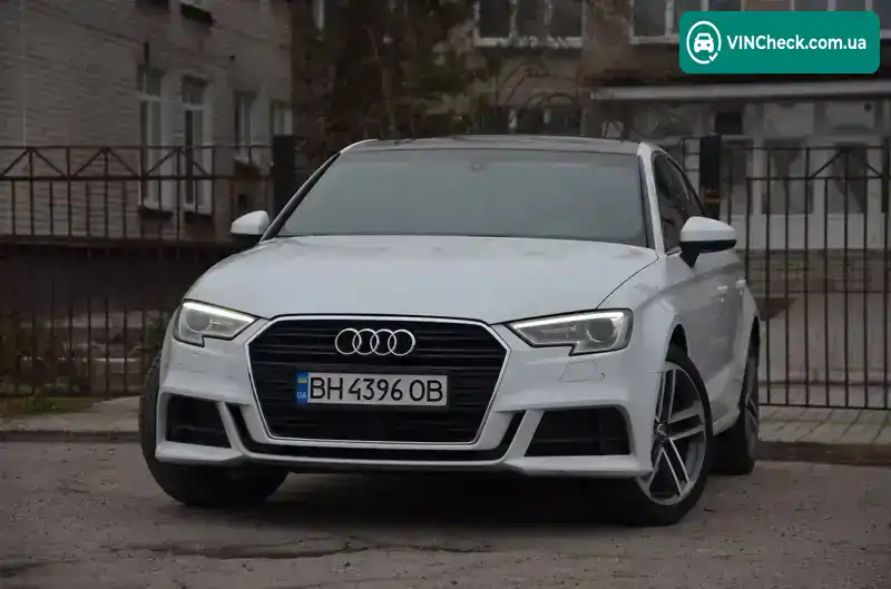 Audi A3 2017, фото з оголошення 1 з 20, VIN WAUAUGFF5H1060937