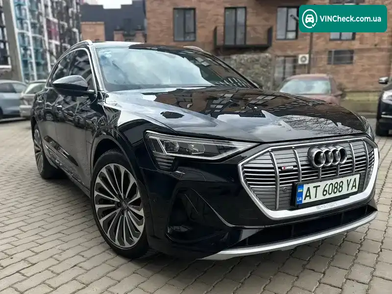 Audi e-tron 2020, фото з оголошення 1 з 21, VIN WAUZZZGE8LB037161