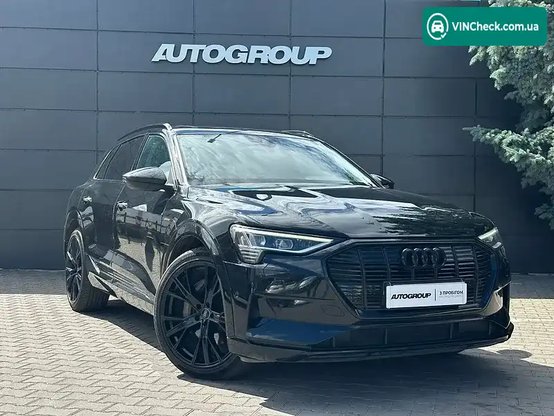 Audi e-tron 2020, фото з оголошення 1 з 20, VIN WAUZZZGE9LB015040