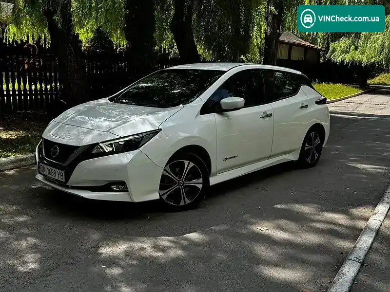 Nissan Leaf 2018, фото з оголошення 1 з 20, VIN SJNFAAZE1U0015030