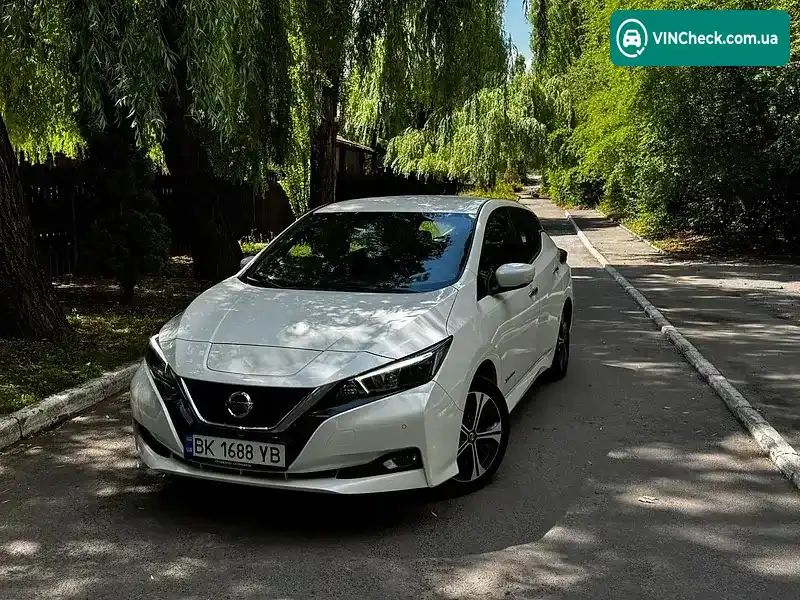 Nissan Leaf 2018, фото з оголошення 2 з 20, VIN SJNFAAZE1U0015030