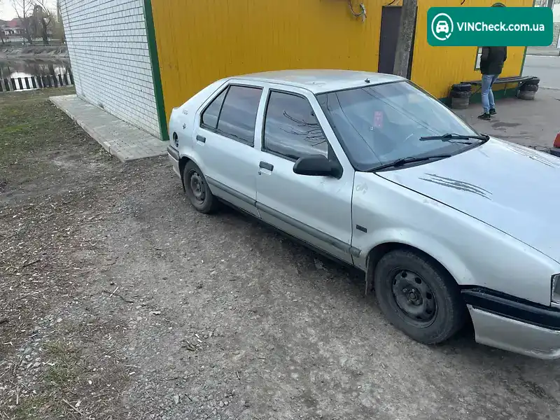 Renault 19 1989, фото з оголошення 2 з 5, VIN VF1B5370501325068
