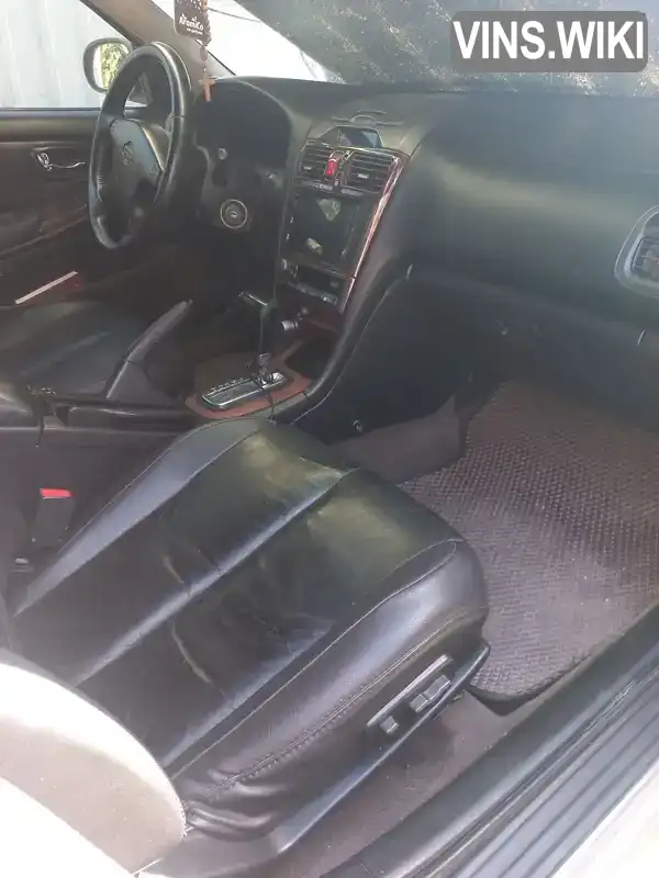 Nissan Maxima 2002, фото з оголошення 2 з 16, VIN JN1CAUA33U0063482