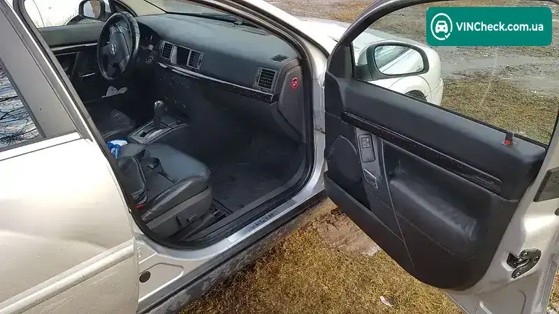 Opel Vectra 2004, фото з оголошення 2 з 11, VIN W0L0ZCF3541028184