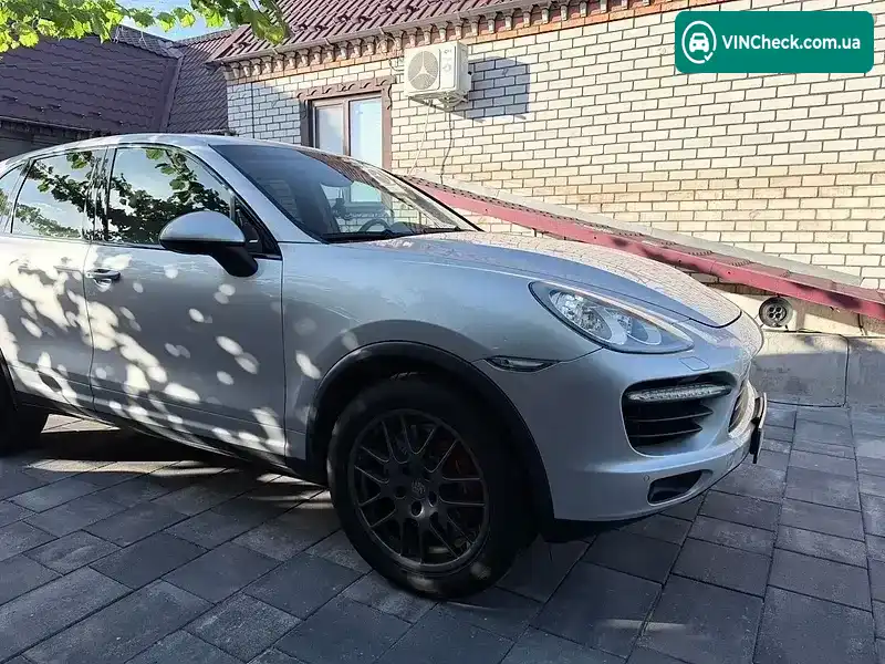 Porsche Cayenne 2012, фото з оголошення 2 з 20, VIN WP1AC2A26DLA91639