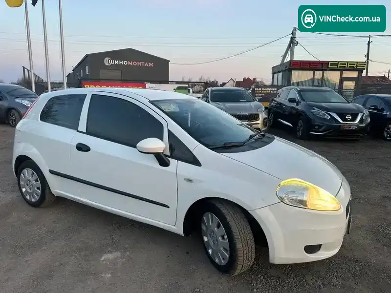 Fiat Punto 2011, фото з оголошення 1 з 21, VIN ZFA19900000807754