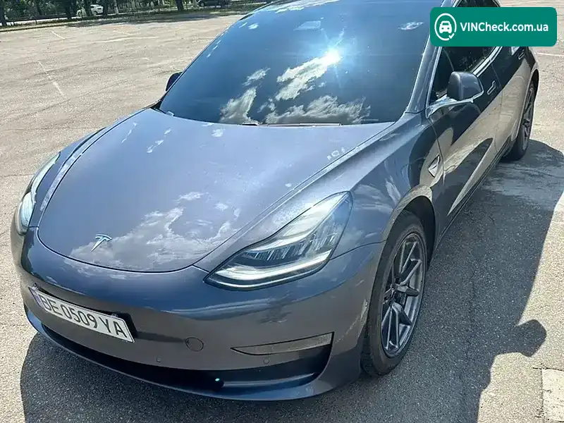 Tesla Model 3 2018, фото з оголошення 1 з 20, VIN 5YJ3E1EB1JF170157