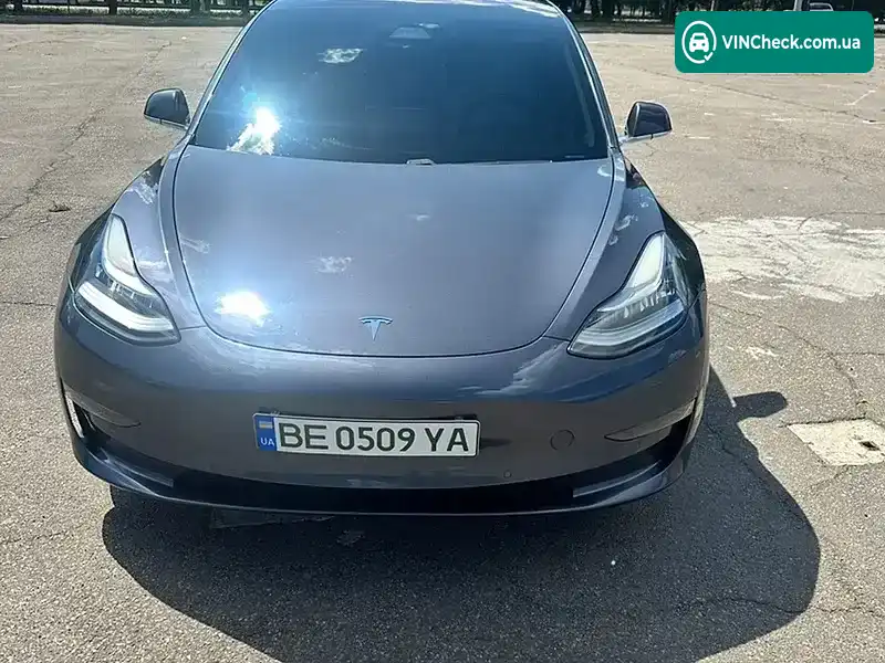 Tesla Model 3 2018, фото з оголошення 2 з 20, VIN 5YJ3E1EB1JF170157