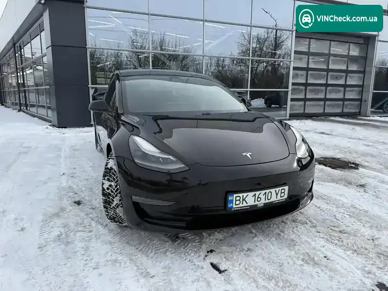 Tesla Model 3 2021, фото з оголошення 1 з 10, VIN 5YJ3E1EA6MF081731