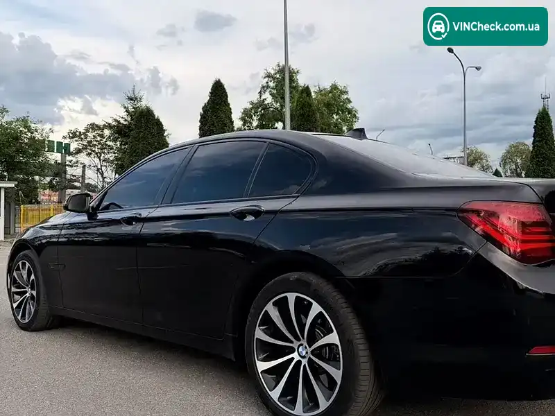 BMW 7 Series 2013, фото з оголошення 2 з 16, VIN WBAYC410X0DZ75675