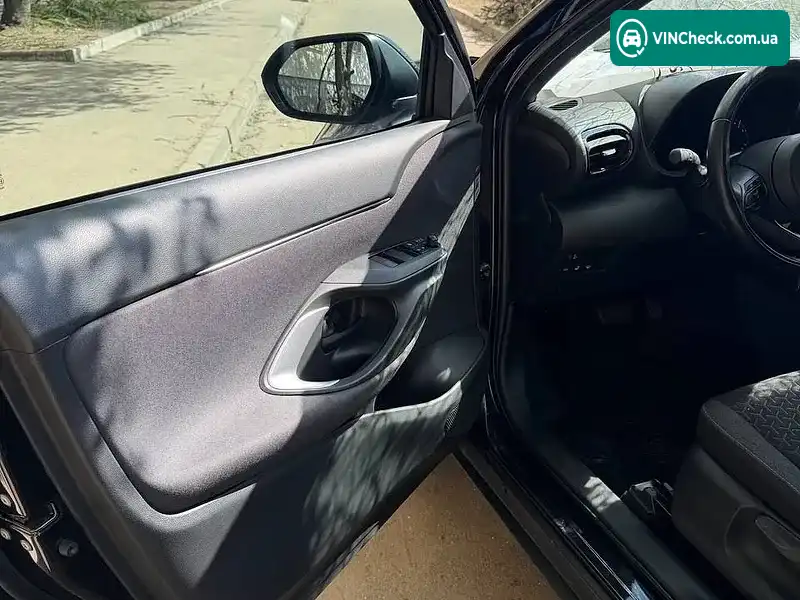 Toyota Yaris Cross 2022, фото з оголошення 2 з 16, VIN JTDKBABB20A112302