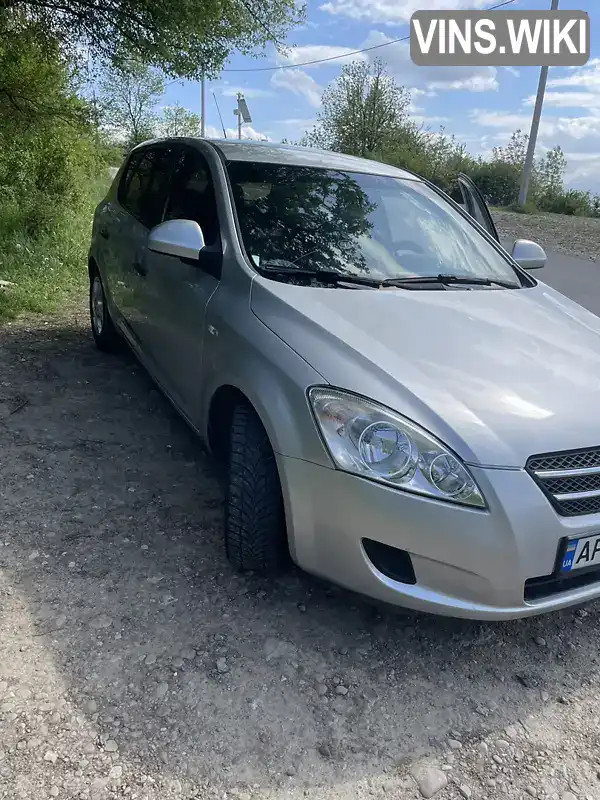 Kia Ceed 2007, фото з оголошення 2 з 8, VIN U5YFF24128L075325
