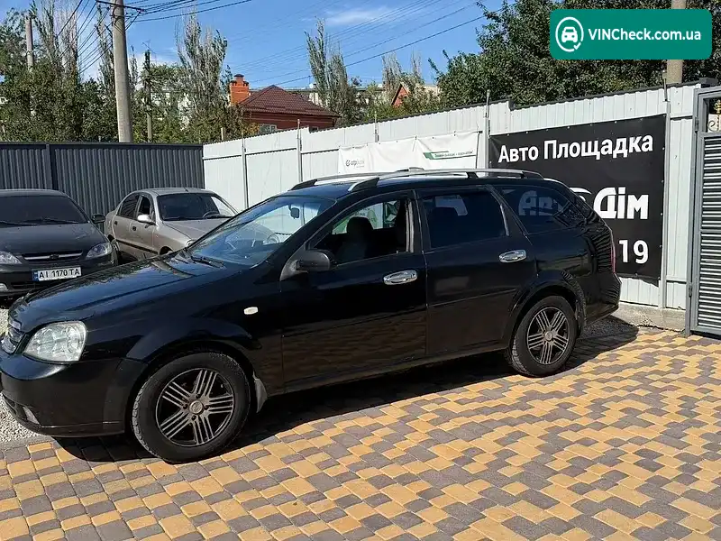 Chevrolet Lacetti 2004, фото з оголошення 2 з 10, VIN KL1NA353E5K092260