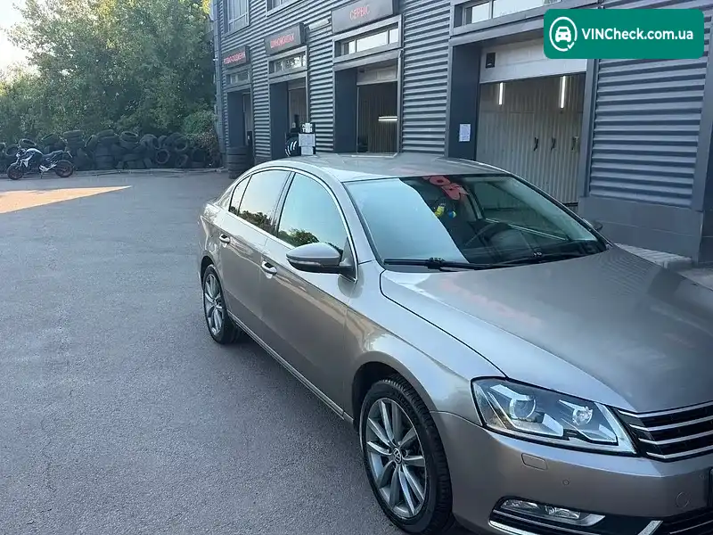 Volkswagen Passat 2012, фото з оголошення 1 з 20, VIN WVWZZZ3CZDP028345