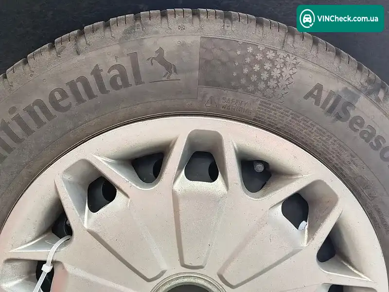 Toyota Corolla 2005, фото з оголошення 2 з 9, VIN NMTEC28EX0R014525