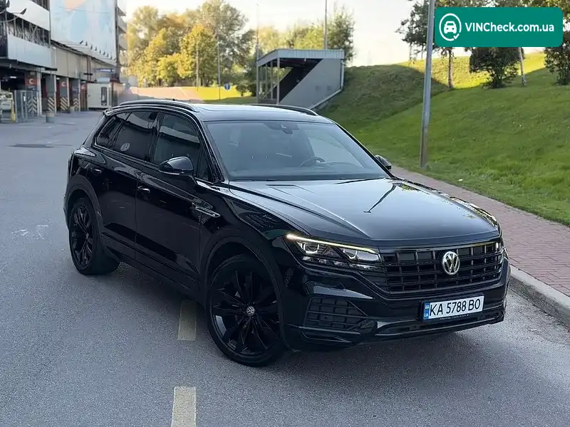 Volkswagen Touareg 2018, фото з оголошення 1 з 20, VIN WVGZZZCRZKD006944