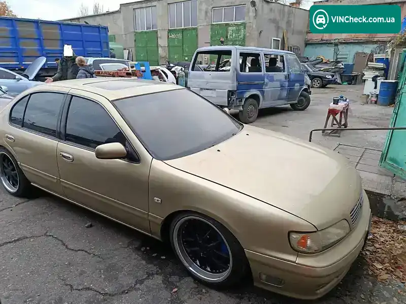 Nissan Maxima 1997, фото з оголошення 1 з 18, VIN JN1CCVA32Z0080841