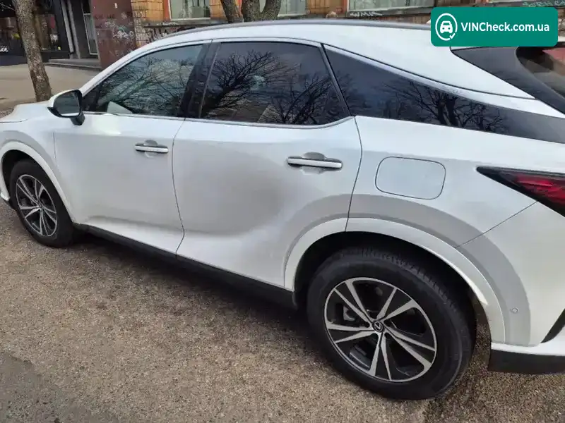 Lexus RX 2025, фото з оголошення 2 з 6, VIN 2T2BBMCA5SC085422