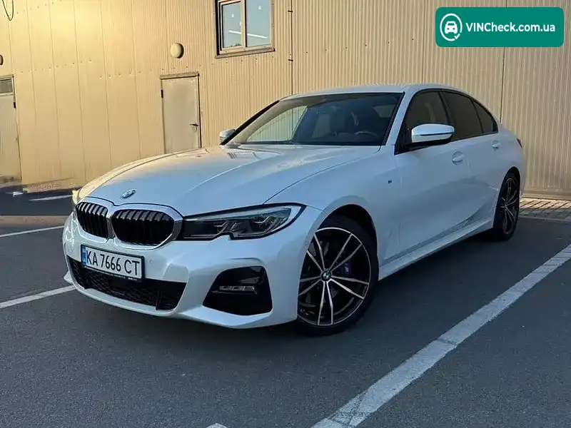 BMW 3 Series 2022, фото з оголошення 1 з 20, VIN WBA5P380X08C53240