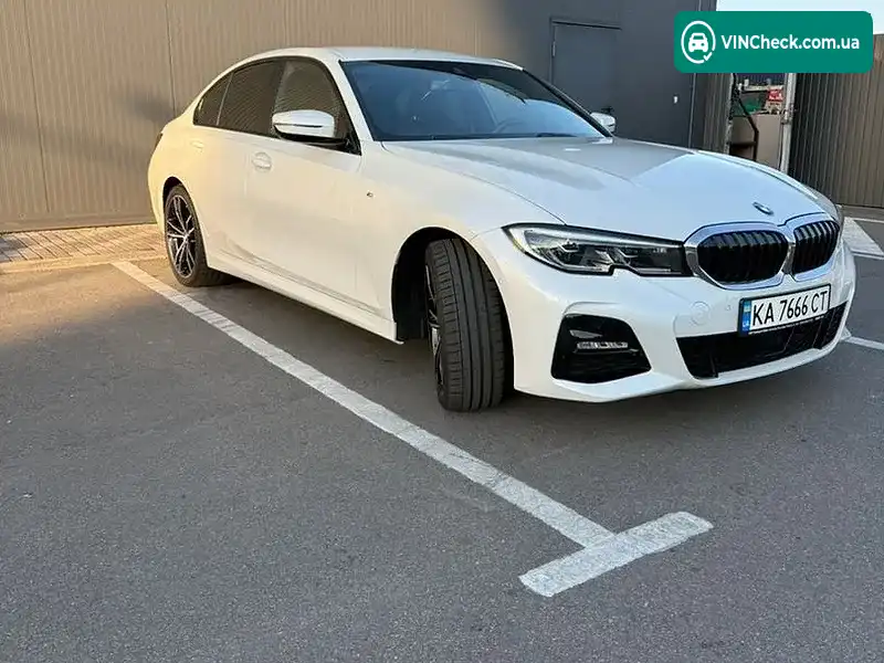 BMW 3 Series 2022, фото з оголошення 2 з 20, VIN WBA5P380X08C53240