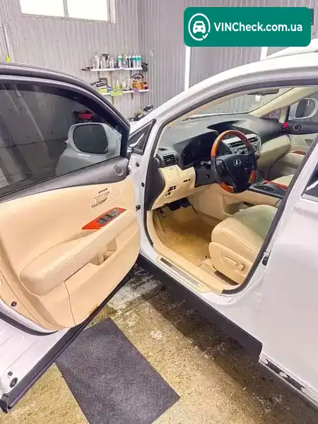 Lexus RX 2010, фото з оголошення 2 з 9, VIN 2T2BK1BA0AC047675