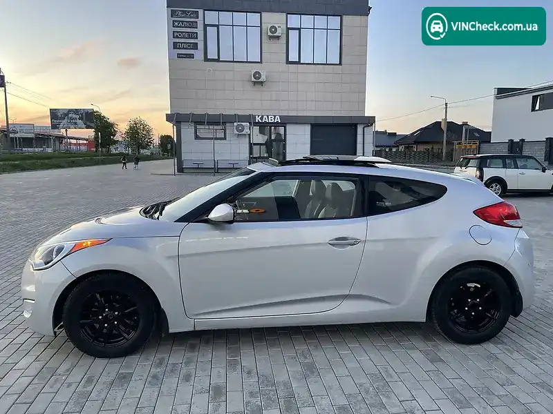 Hyundai Veloster 2011, фото з оголошення 2 з 20, VIN KMHTC6AD1CU043800