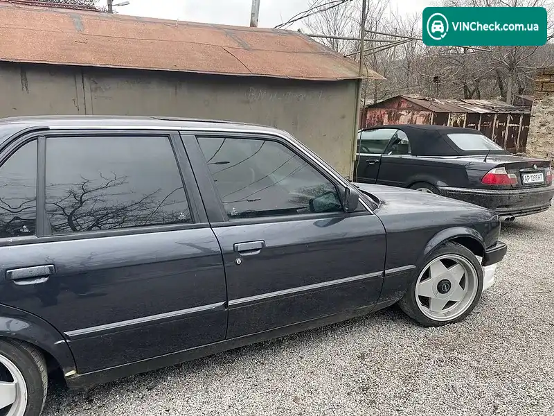 BMW 3 Series 1990, фото з оголошення 2 з 10, VIN WBAAD510X0AG01950