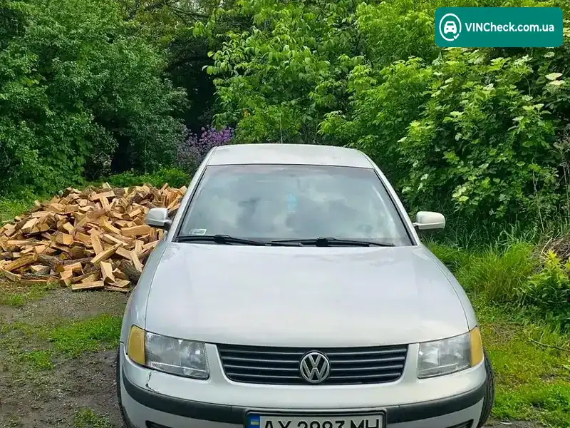 Volkswagen Passat 1998, фото з оголошення 2 з 8, VIN WVWZZZ3BZWX371104