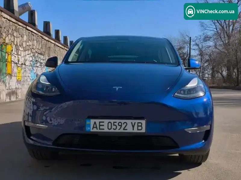 Tesla Model Y 2024, фото з оголошення 1 з 21, VIN 7SAYGDED5RF082102
