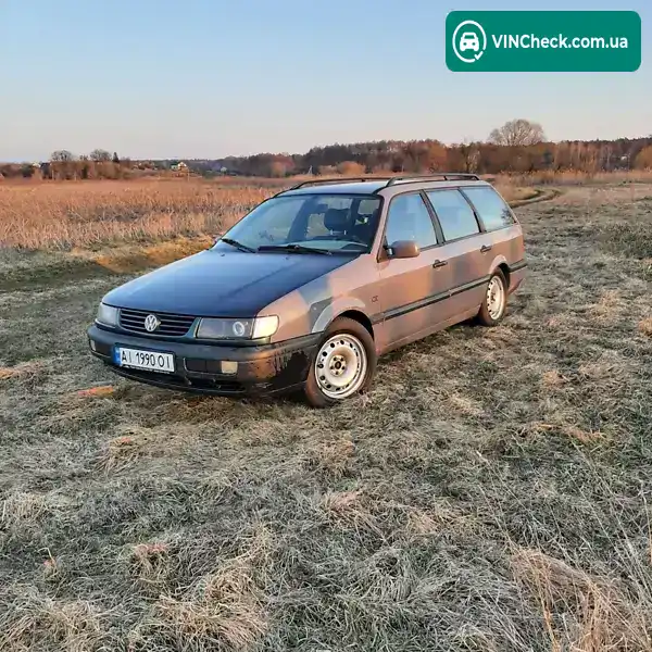 Volkswagen Passat 1995, фото з оголошення 1 з 14, VIN WVWZZZ3AZSE115942