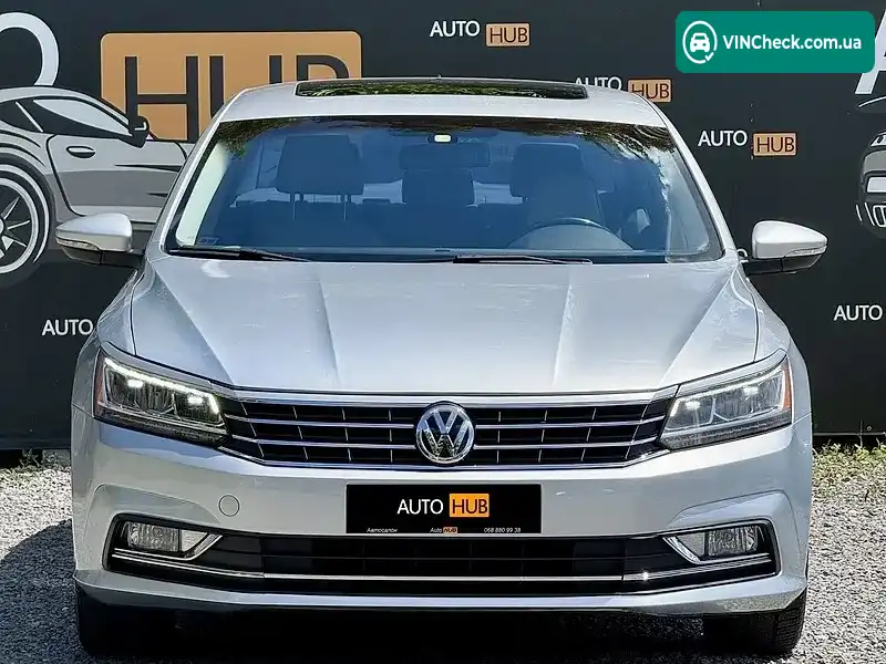 Volkswagen Passat 2016, фото з оголошення 2 з 17, VIN 1VWBS7A31GC035575