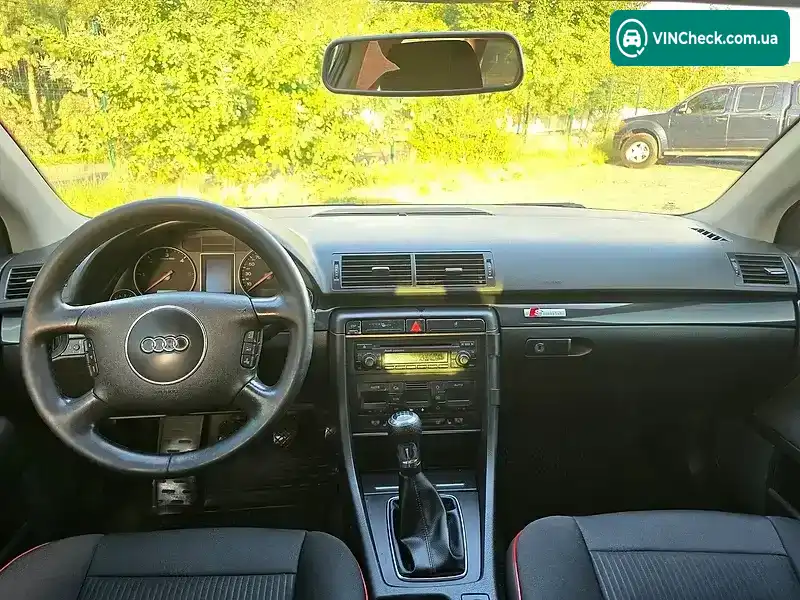 Audi A4 2004, фото з оголошення 2 з 20, VIN WAUZZZ8E24A294614