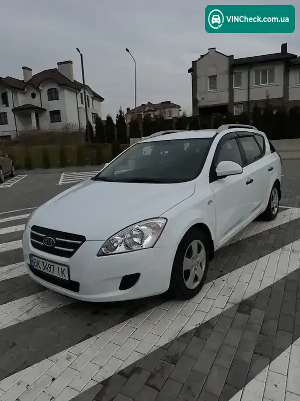 Kia Ceed 2008, фото з оголошення 2 з 21, VIN Y6LFF52429L008818