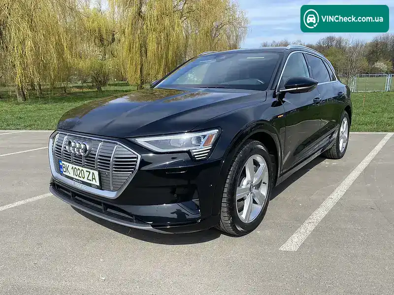 Audi e-tron 2019, фото з оголошення 2 з 20, VIN WA1LAAGE1KB024133