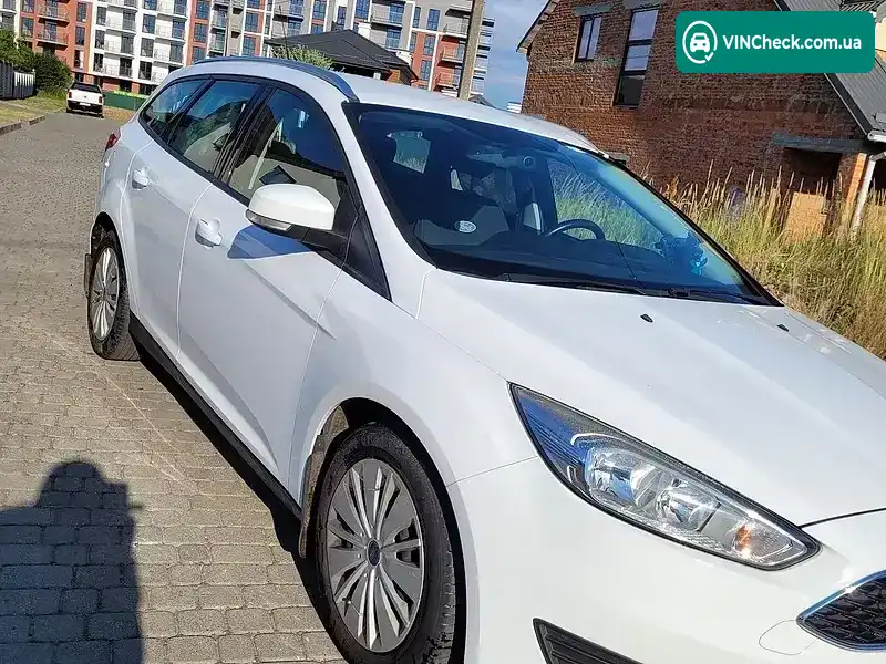 Ford Focus 2015, фото з оголошення 2 з 16, VIN WF06XXGCC6FK42211
