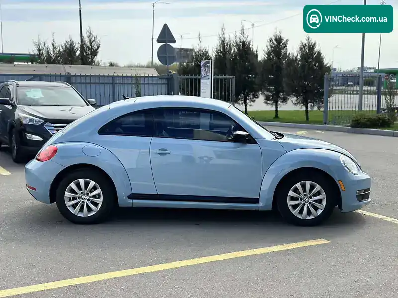 Volkswagen Beetle 2015, фото з оголошення 2 з 20, VIN 3VWF17AT1FM651326