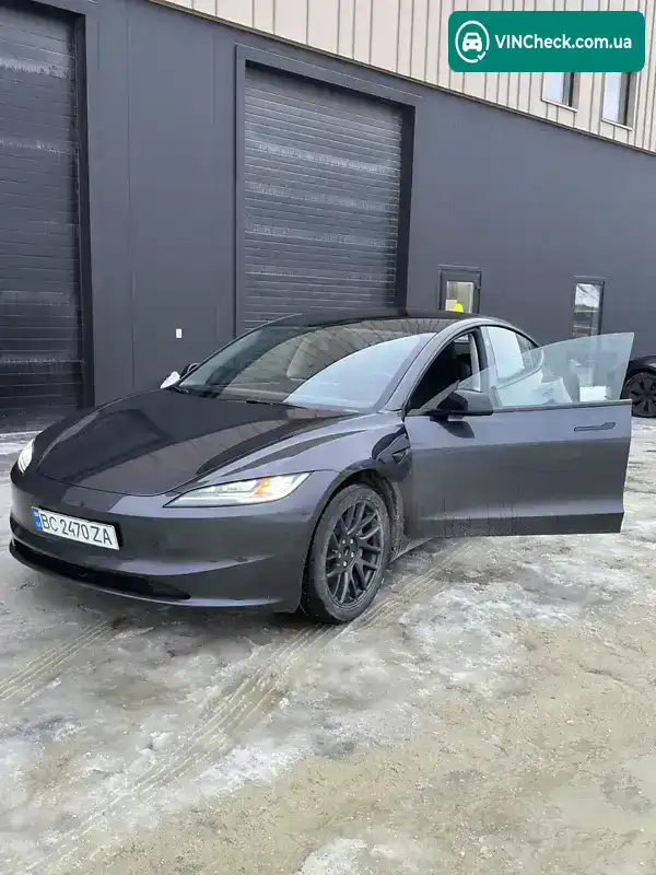 Tesla Model 3 2024, фото з оголошення 1 з 8, VIN 5YJ3E1EAXRF718546