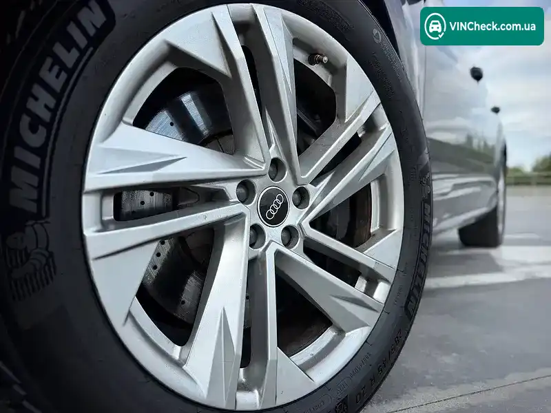 Audi SQ7 2020, фото з оголошення 2 з 20, VIN WAUZZZ4M8MD010432