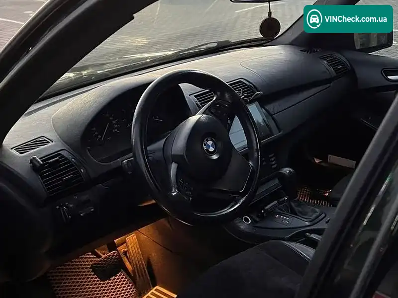 BMW X5 2004, фото з оголошення 2 з 8, VIN WBAFB71020LX31326