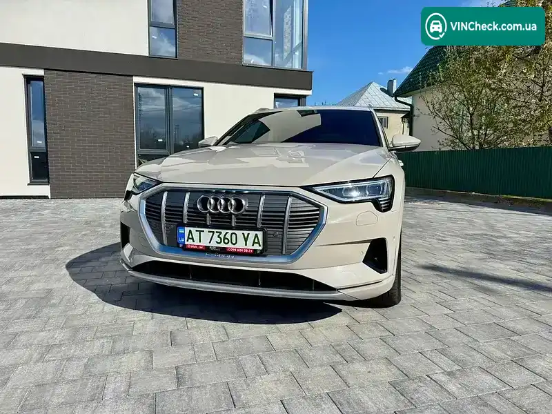 Audi e-tron 2019, фото з оголошення 1 з 21, VIN WA1AABGE1KB012724
