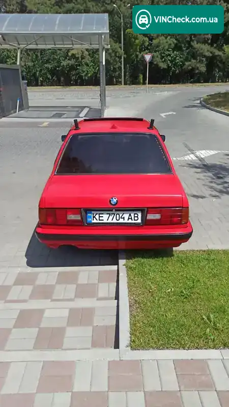 BMW 3 Series 1985, фото з оголошення 2 з 8, VIN WBAAE110X00889865