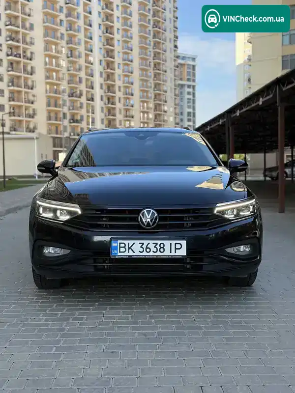 Volkswagen Passat 2021, фото з оголошення 1 з 21, VIN WVWZZZ3CZNE016091
