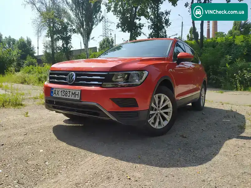 Volkswagen Tiguan 2017, фото з оголошення 1 з 16, VIN 3VV2B7AX3JM085827