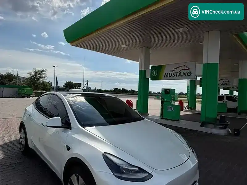 Tesla Model Y 2021, фото з оголошення 1 з 20, VIN 5YJYGAEE9MF172897