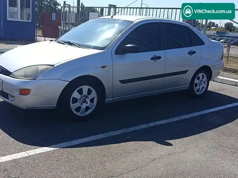 Ford Focus 2002, фото з оголошення 1 з 20, VIN 1FAFP33P82W180348