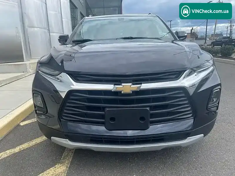 Chevrolet Blazer 2019, фото з оголошення 2 з 21, VIN 3GNKBHRS7LS543405
